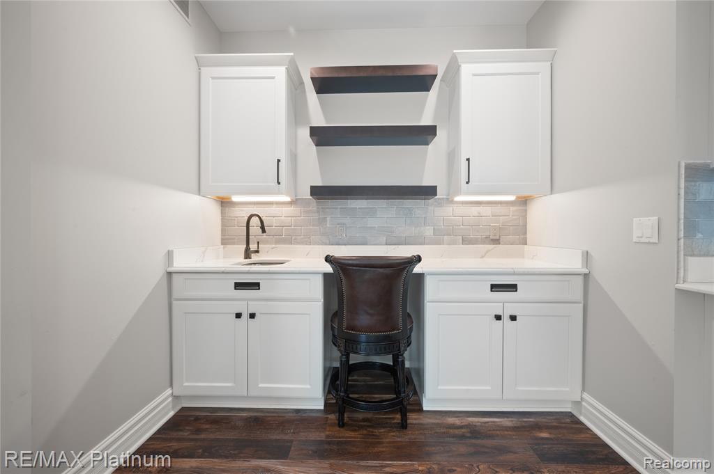 3705 High Hillcrest Drive, Howell, MI 48843 — Photo 10