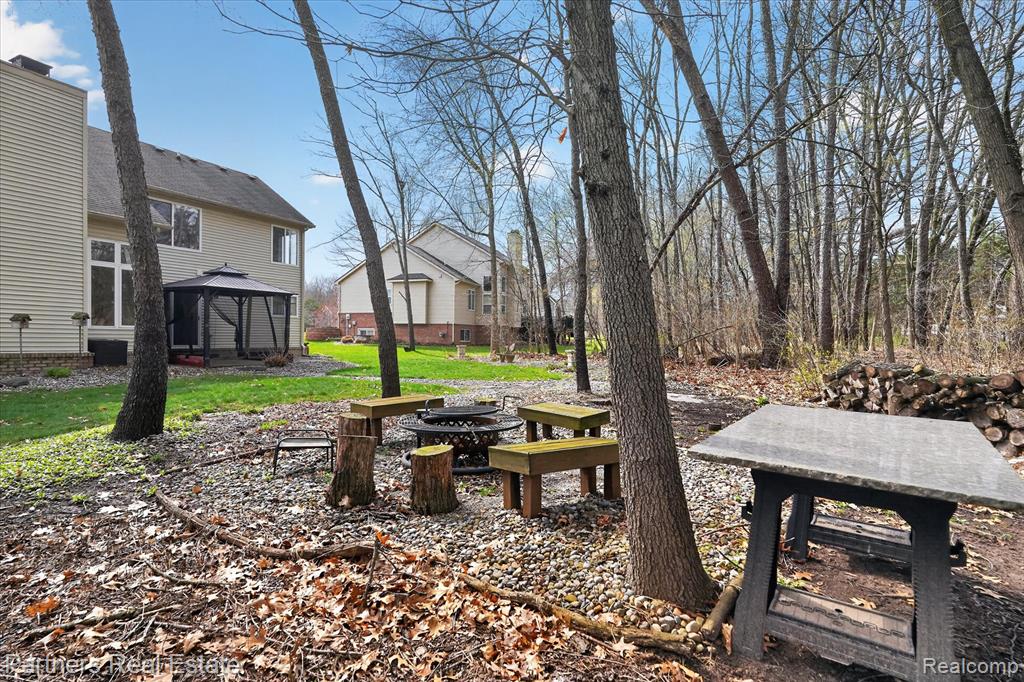 112 Summer Shade Drive, Howell, MI 48843 — Photo 40