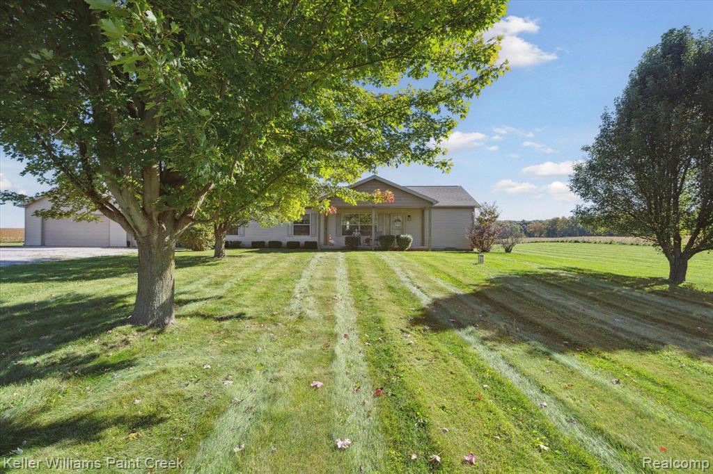 2076 N LAKE PLEASANT Road, Attica, MI 48412 — Photo 4