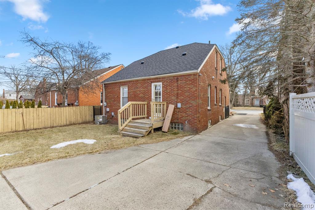 941 N MILDRED Street, Dearborn, MI 48128 — Photo 42