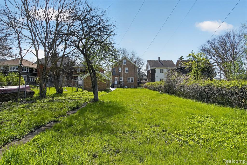 2534 Lamothe Street, Detroit, MI 48206 — Photo 44