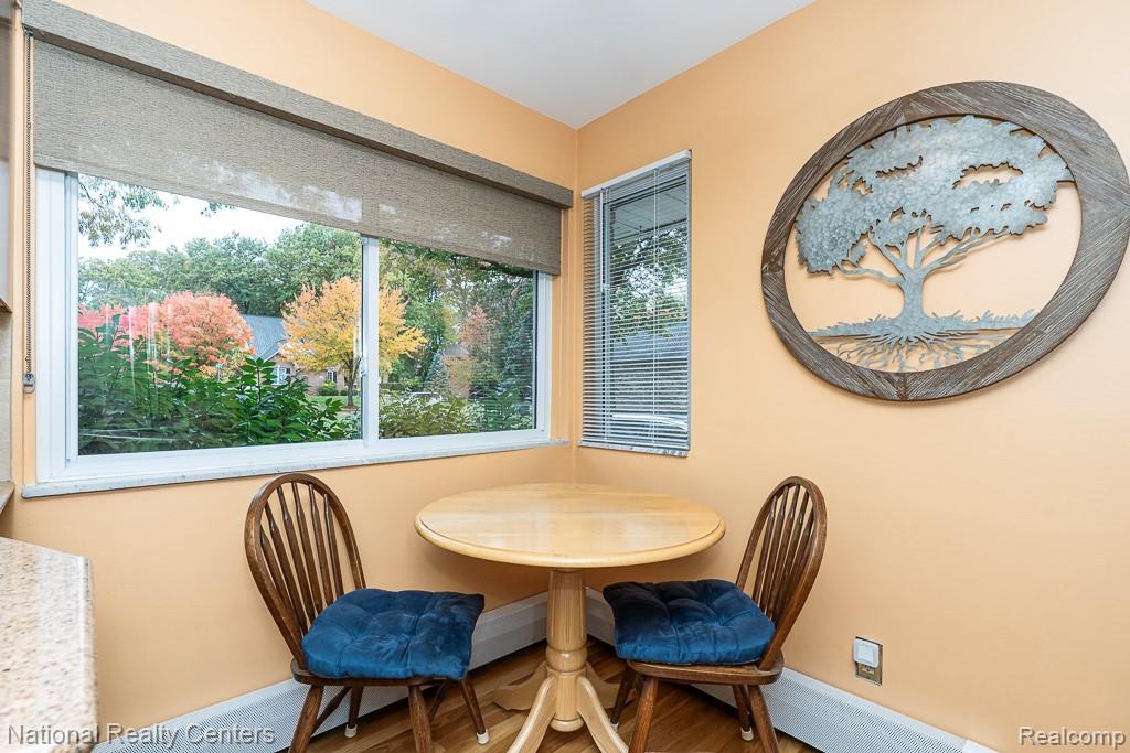 837 Dakota, Rochester Hills, MI 48307 — Photo 14