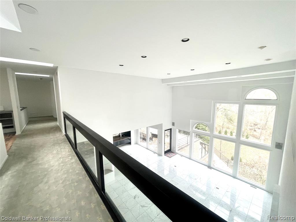 4692 W Wickford, Bloomfield Hills, MI 48302 — Photo 4