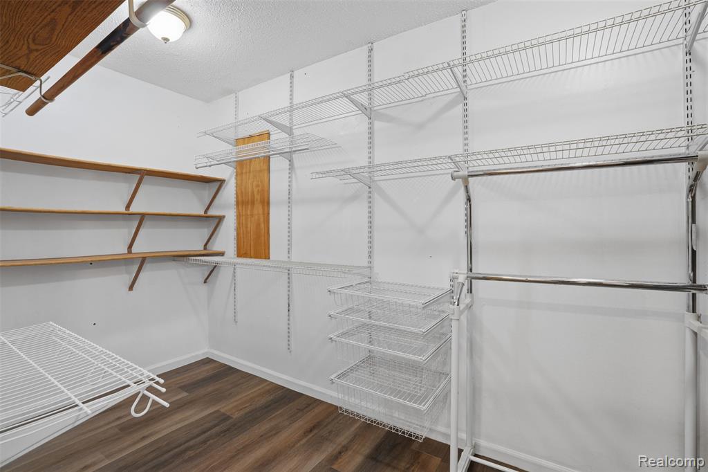 1028 Carlton Drive, Milan, MI 48160 — Photo 11