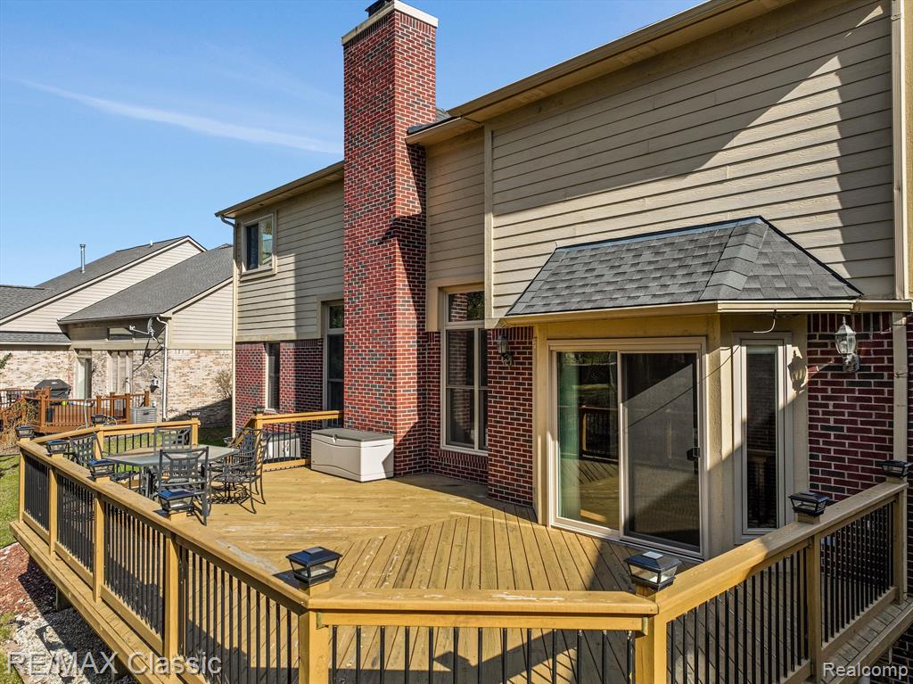 41547 BURROUGHS Avenue, Novi, MI 48377 — Photo 43