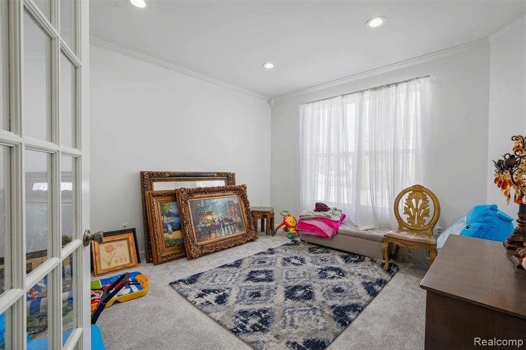 42575 Silverwood Drive, Sterling Heights, MI 48314 — Photo 18