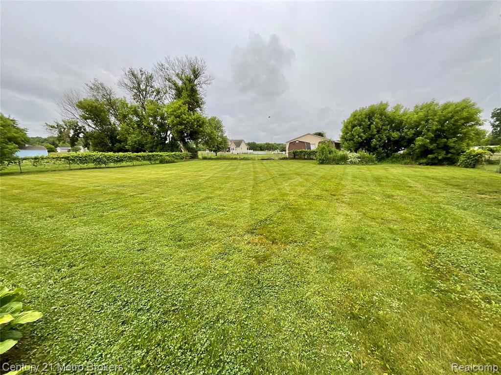 7094 Reid Road, Swartz Creek, MI 48473 — Photo 5