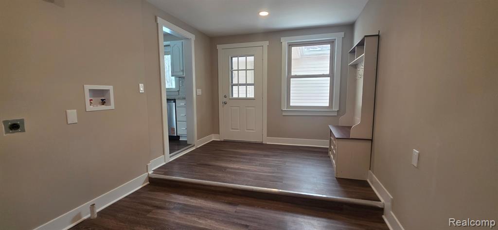 9100 Pittsfield Street, Commerce Twp, MI 48382 — Photo 24