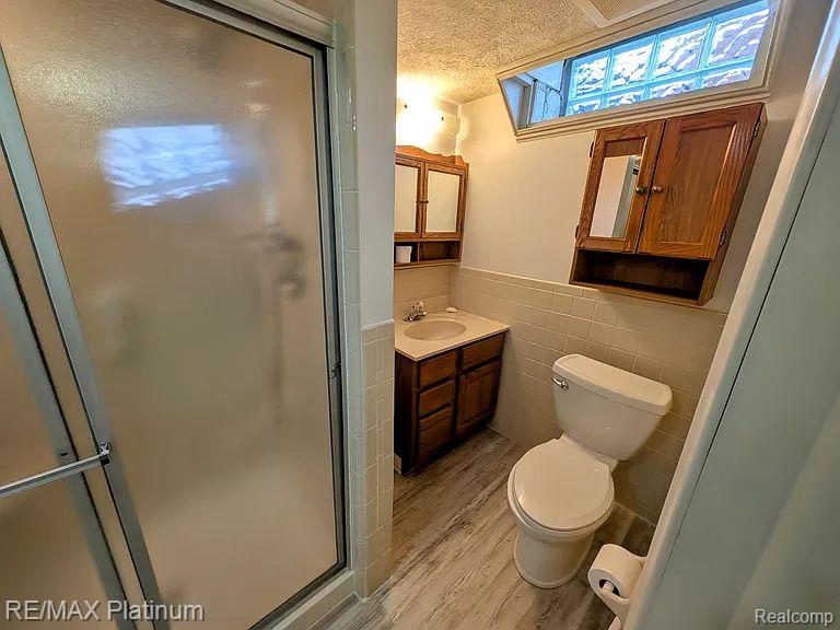 7725 Berwick Drive, Westland, MI — Photo 32