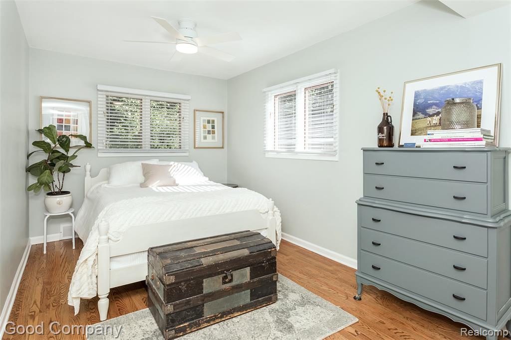 920 W Windemere Avenue, Royal Oak, MI 48073 — Photo 15