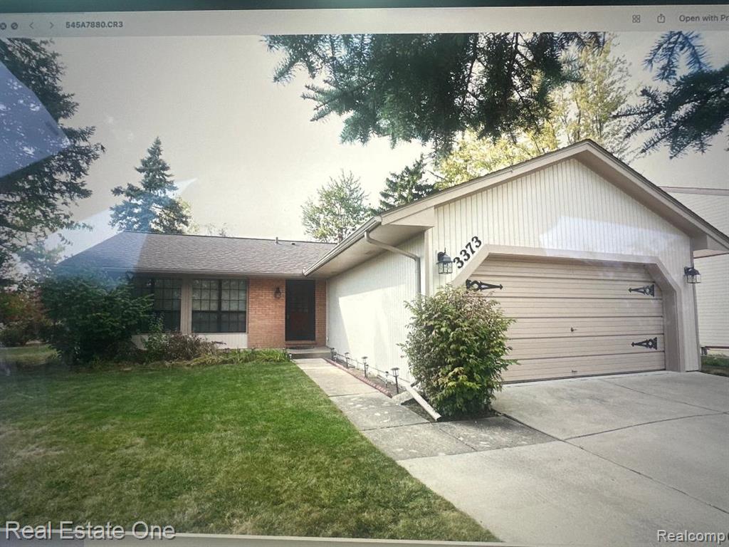 3373 Auburn Drive, Troy, MI 48083