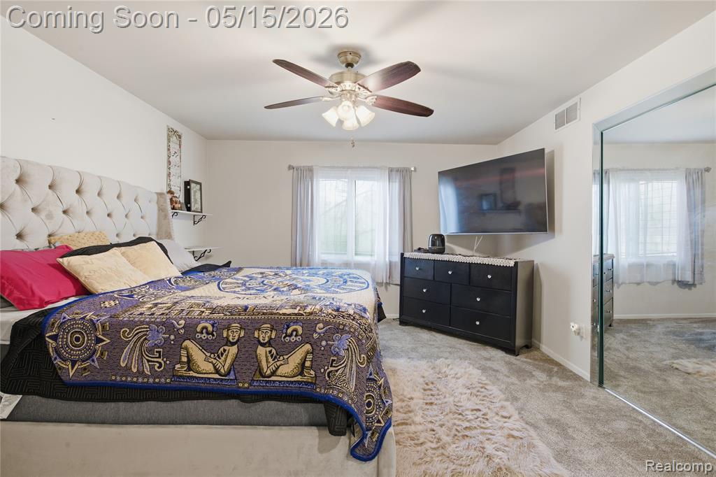 6432 Pinebrook Lane, Burton, MI 48509 — Photo 15