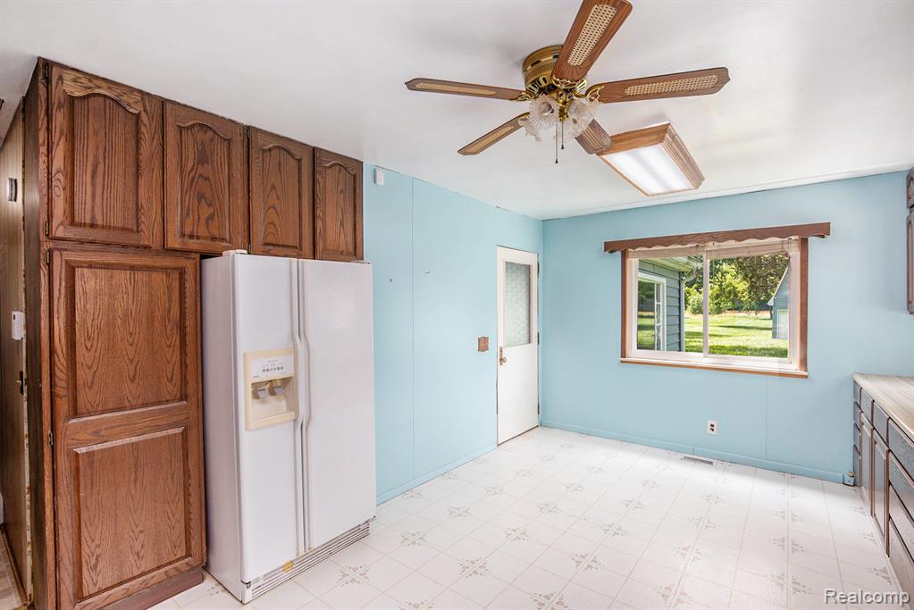 8233 N Genesee Road, Mount Morris, MI 48458 — Photo 8