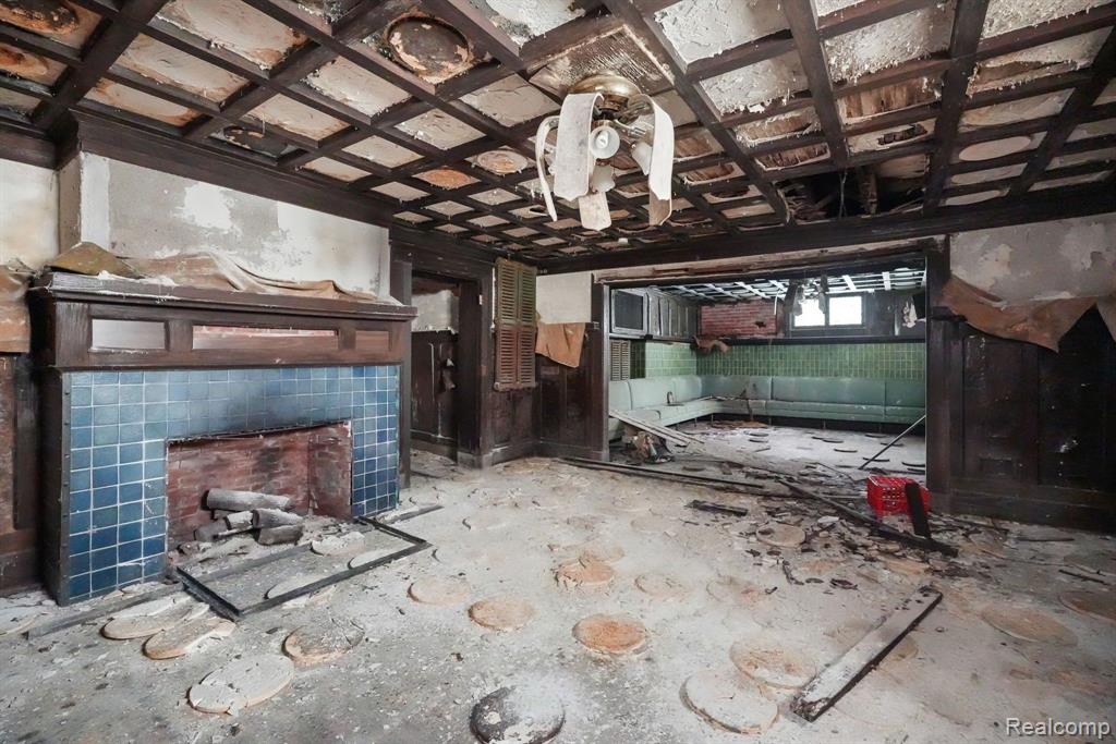 649 VAN DYKE Street, Detroit, MI 48214 — Photo 57