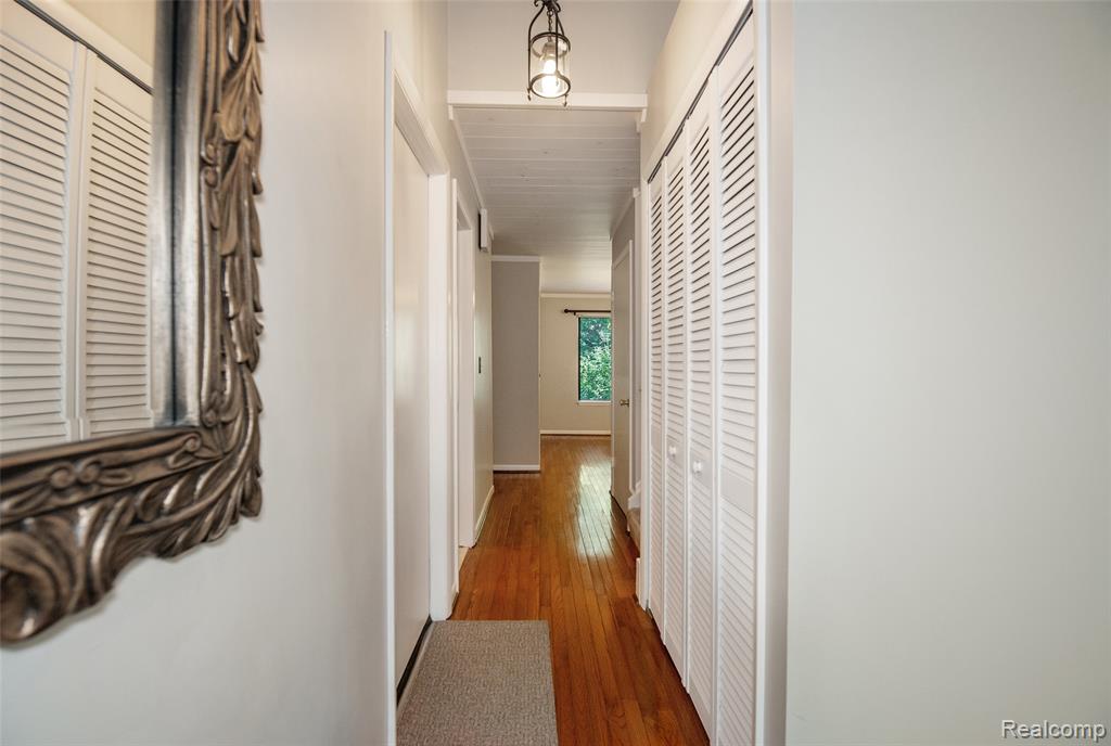 8878 Minne Wanna Road, Independence, MI 48348 — Photo 20