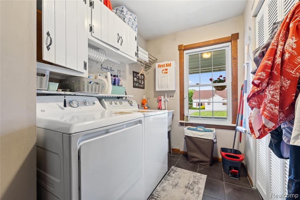 7739 Clyde Road, Fenton, MI 48430 — Photo 15