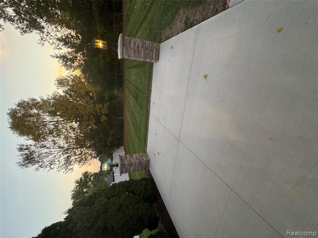6128 Cold Spring Trail, Grand Blanc, MI 48439 — Photo 21