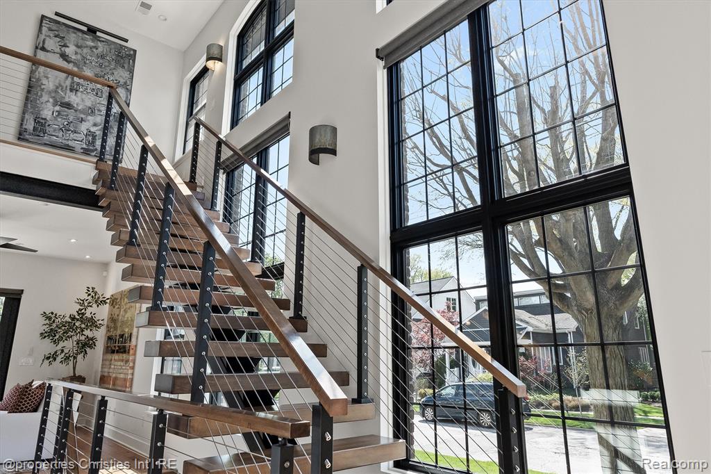 850 GREENWOOD Street, Birmingham, MI 48009 — Photo 24