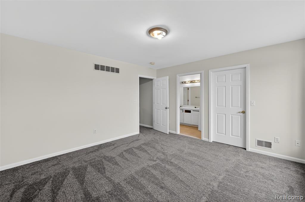 738 Arusha Drive, Pontiac, MI 48341 — Photo 16