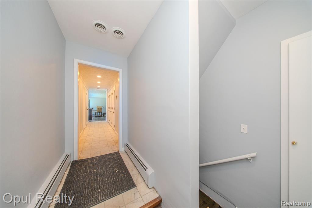 6455 Norham Road, Bloomfield Hills, MI 48301 — Photo 31