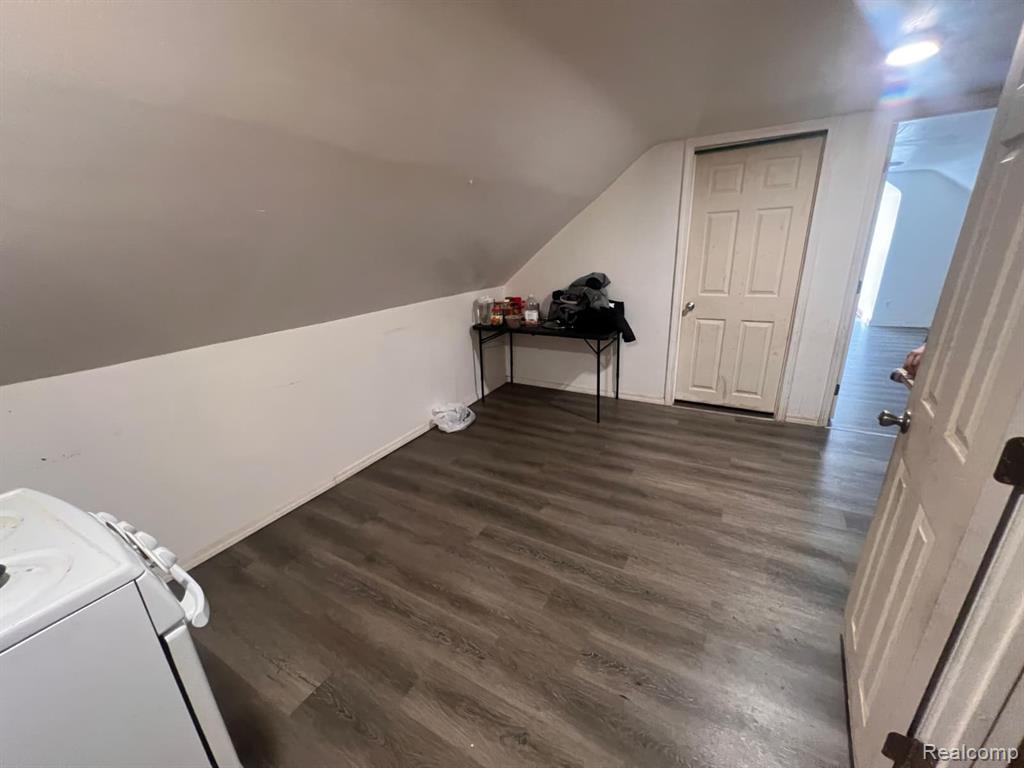 12000 Charest Street, Hamtramck, MI 48212 — Photo 33