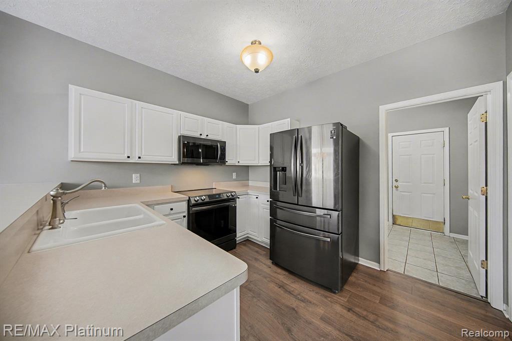 2643 KERRIA DRIVE, Howell, MI 48855 — Photo 3