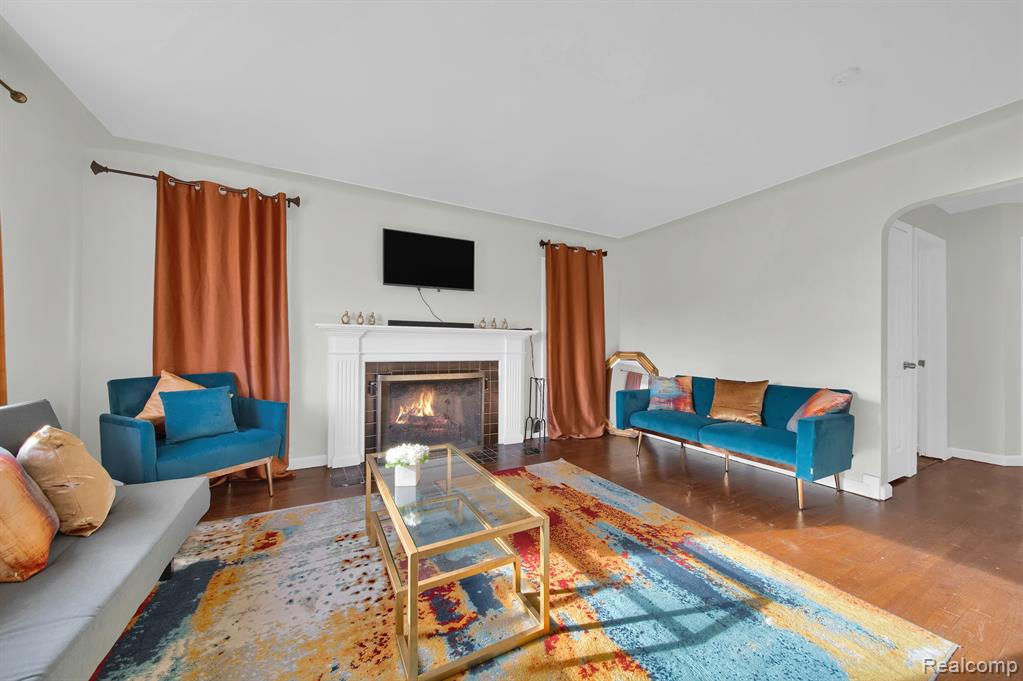 8550 W OUTER Drive, Detroit, MI 48219 — Photo 3
