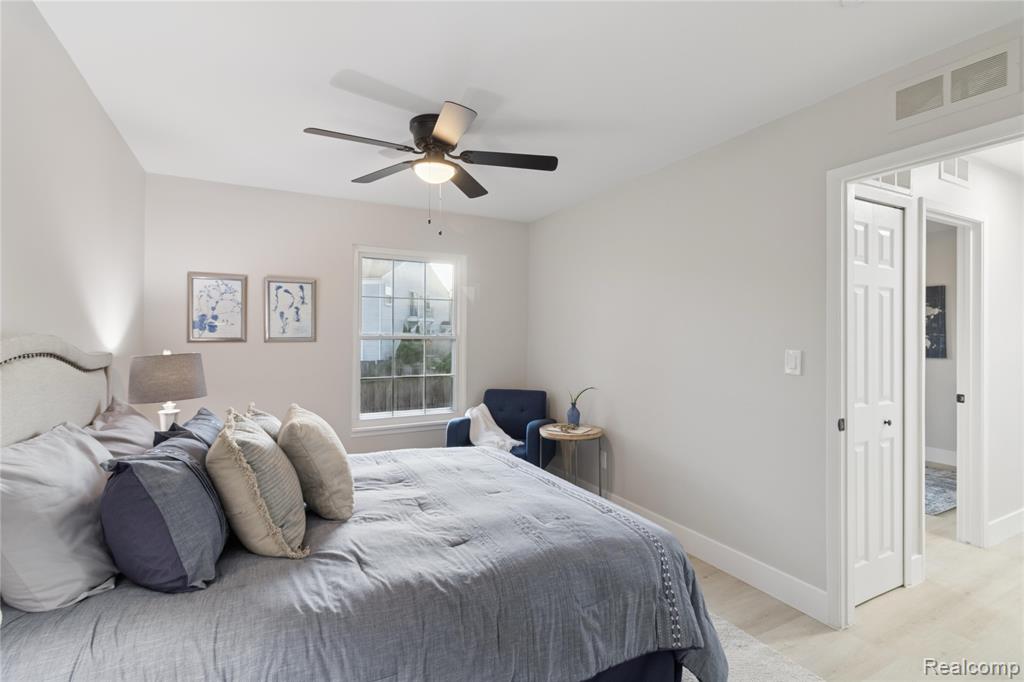 23643 N Rockledge, Novi, MI — Photo 12