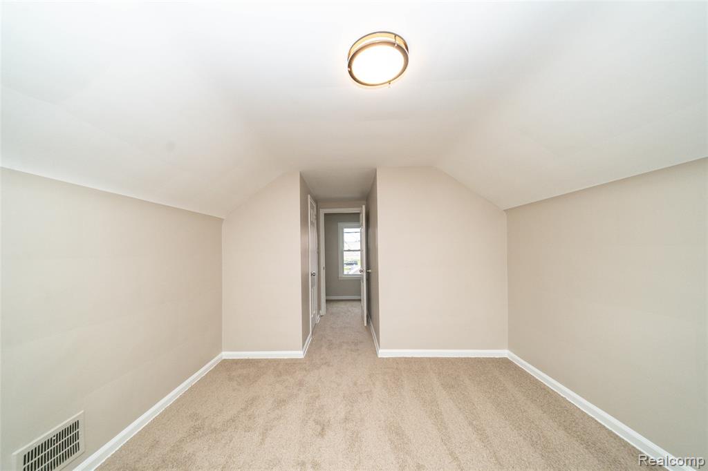 162 N Genesee Avenue, Pontiac, MI 48341 — Photo 32