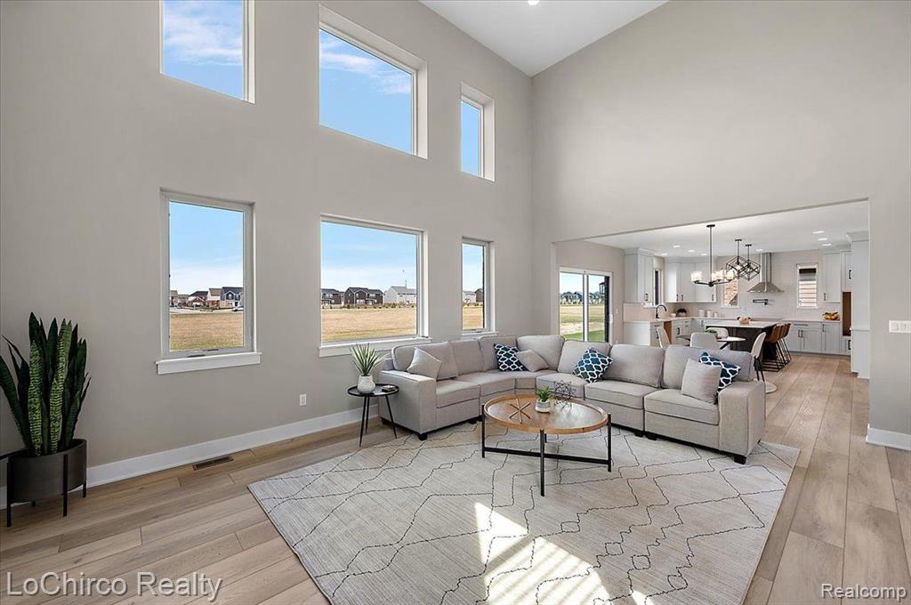 49355 LANGFORD Drive, Macomb, MI 48044 — Photo 9