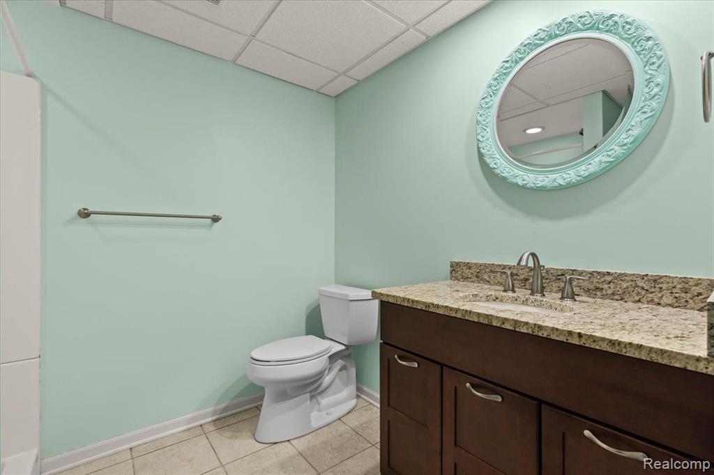 3965 N VANSTONE Drive, Commerce Twp, MI 48382 — Photo 20