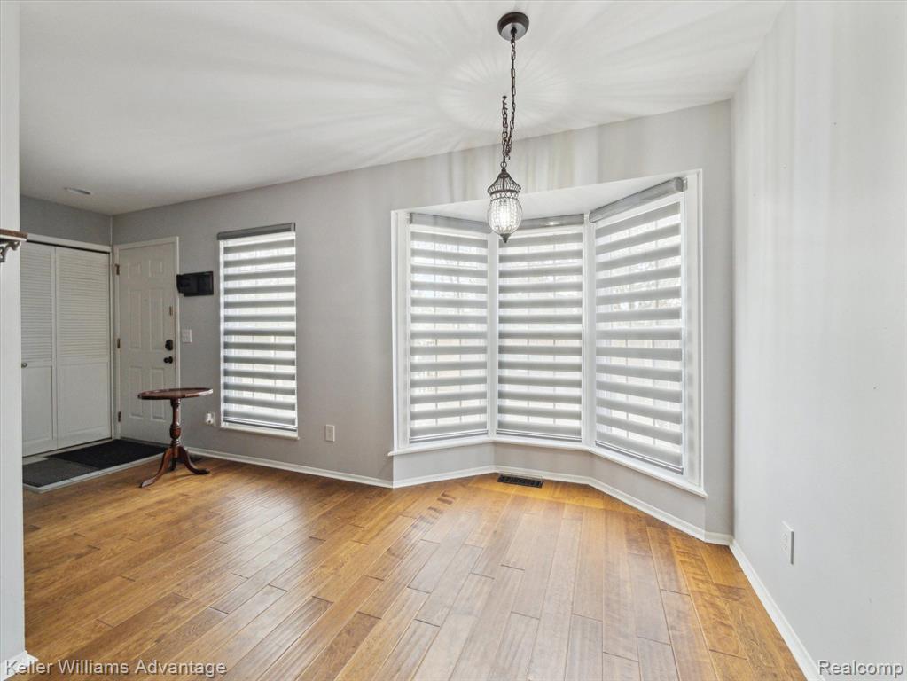 31131 COUNTRY, Farmington Hills, MI 48331 — Photo 14
