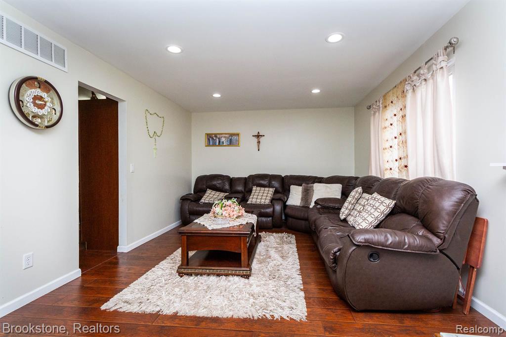 5215 RICHARD Run, West Bloomfield, MI — Photo 13