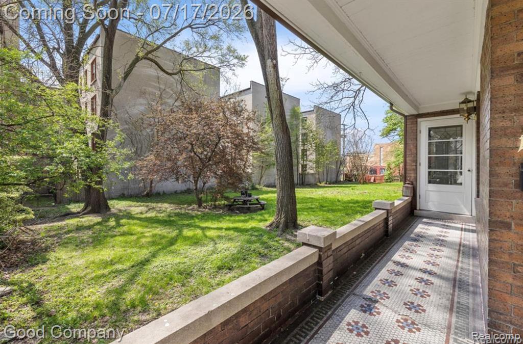 1031 Hubbard Street, Detroit, MI 48209 — Photo 27