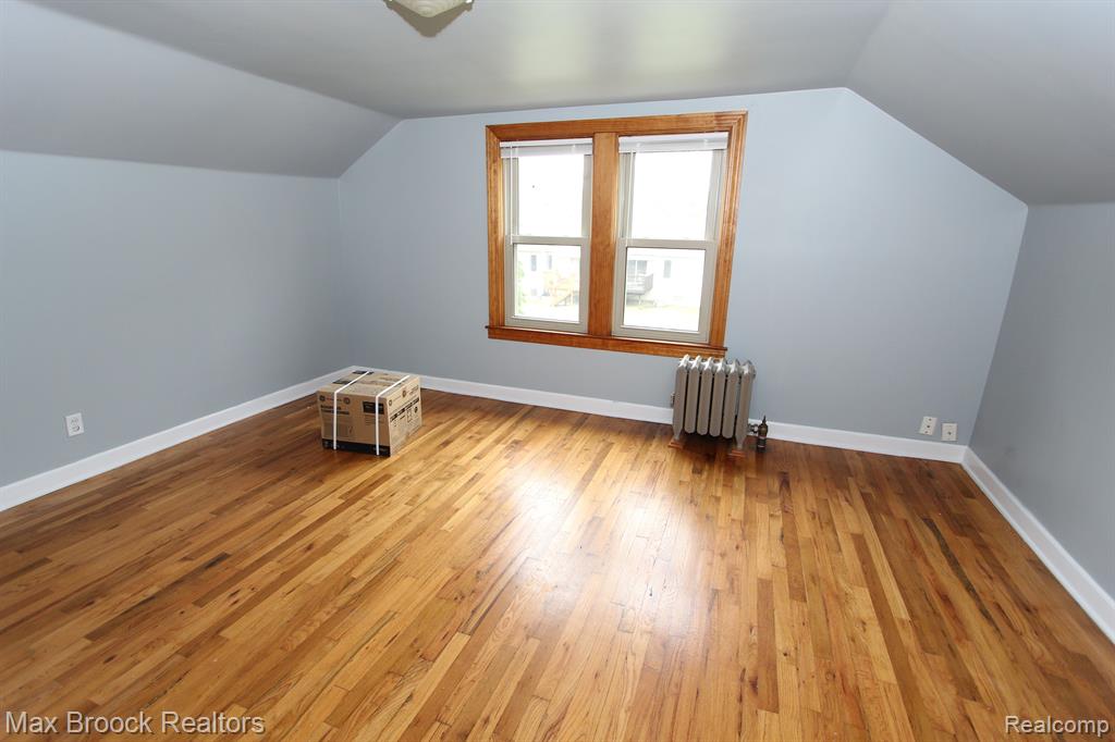 506 N NEWBURGH Road, Westland, MI — Photo 21