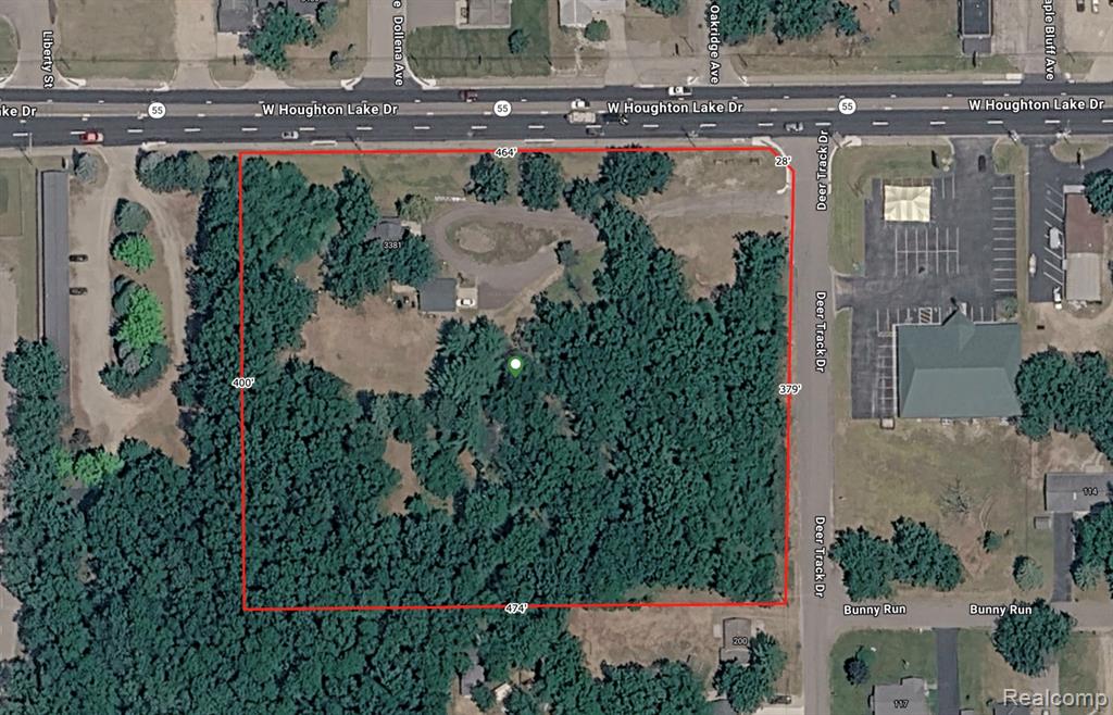 3381 W Houghton Lake Drive, Houghton Lake, MI 48629