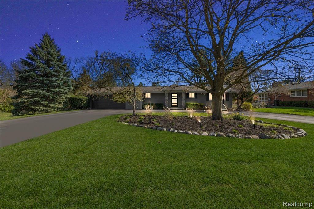 80 MAYWOOD Avenue, Bloomfield Hills, MI 48304 — Photo 2