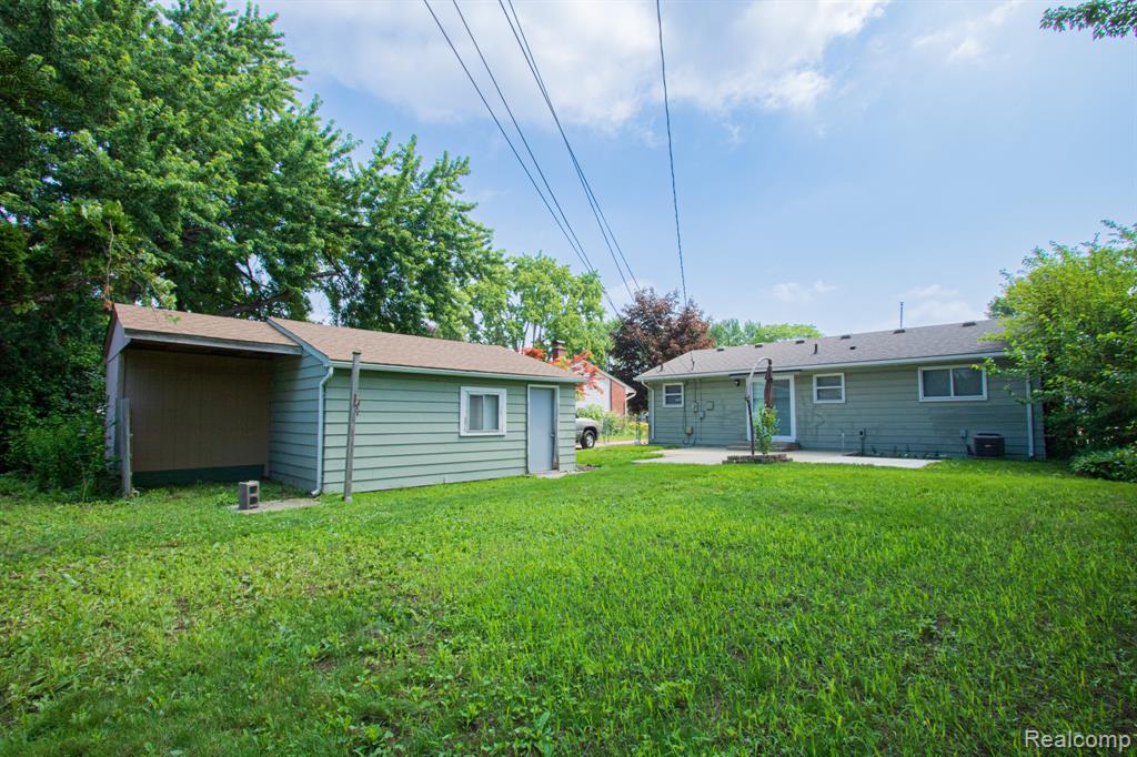 43629 Bockley Drive, Sterling Heights, MI 48313 — Photo 26