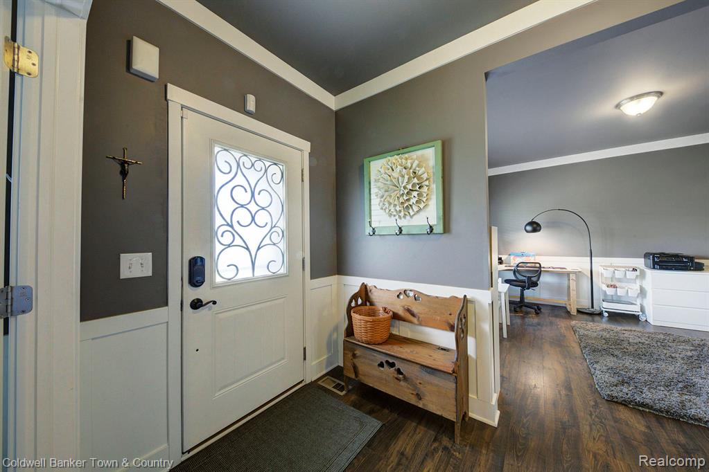 5515 BRILLIANT Circle, Howell, MI 48855 — Photo 10