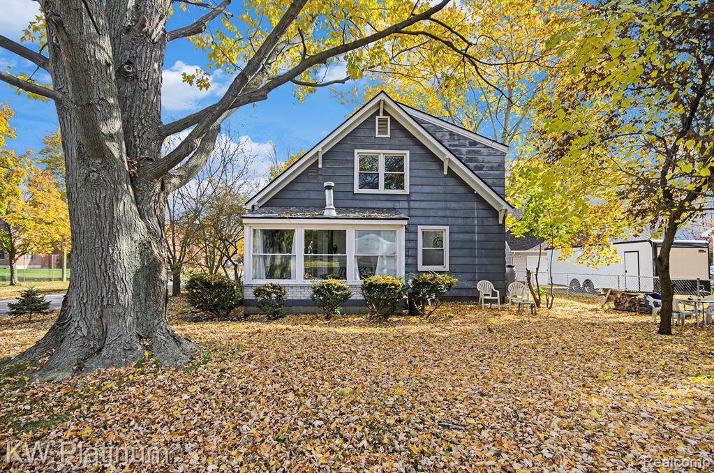 715 Thornapple Street, St. Clair, MI 48079 — Photo 25