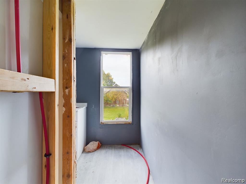 821 M L King Avenue, Flint, MI 48503 — Photo 53