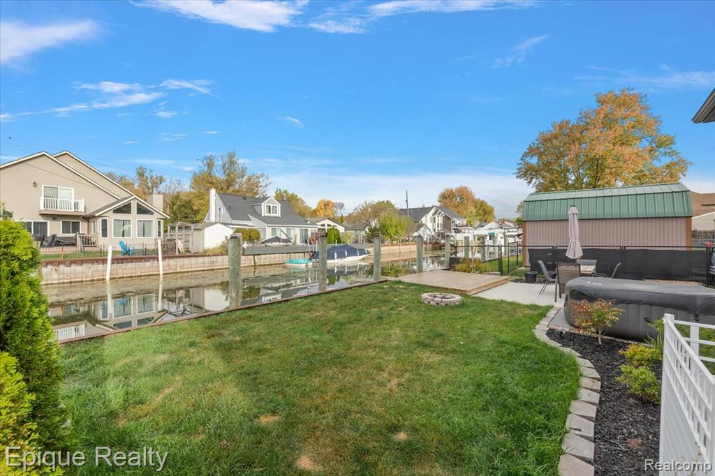 45951 Edgewater Street, Chesterfield, MI 48047 — Photo 8