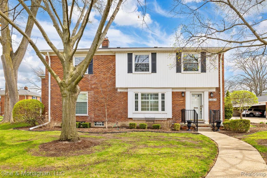 612 Cadieux Road, Grosse Pointe, MI 48230 — front exterior