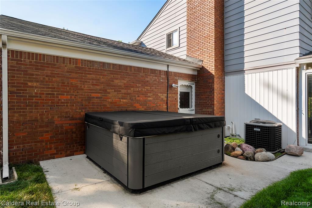5781 Harlowe Drive, Shelby Twp, MI 48316 — Photo 34