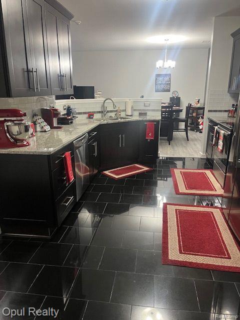 47639 PEMBROKE Drive, Canton, MI 48188 — Photo 4
