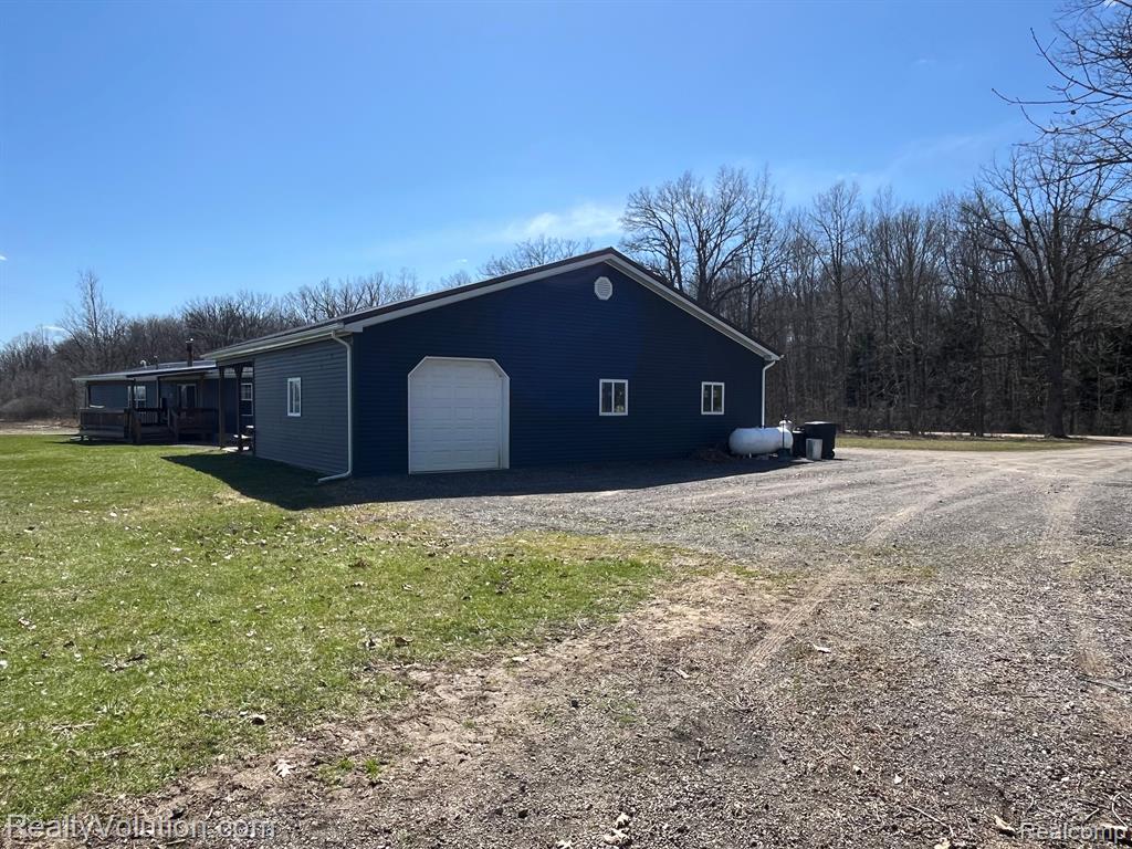 1736 WHEELING Road, Imlay City, MI 48444 — Photo 43