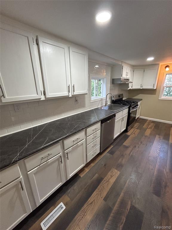 411 Crane Street, Eaton Rapids, MI 48827 — Photo 8