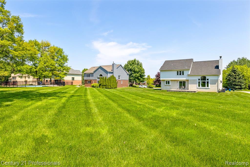 4136 Oakland Ridge Drive, Lake Orion, MI — Photo 59