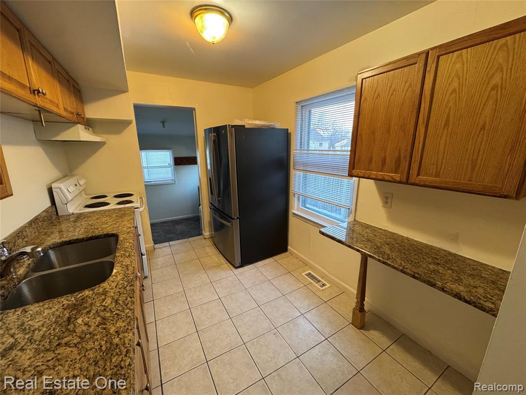7535 Meadow Avenue, Warren, MI 48091 — Photo 7