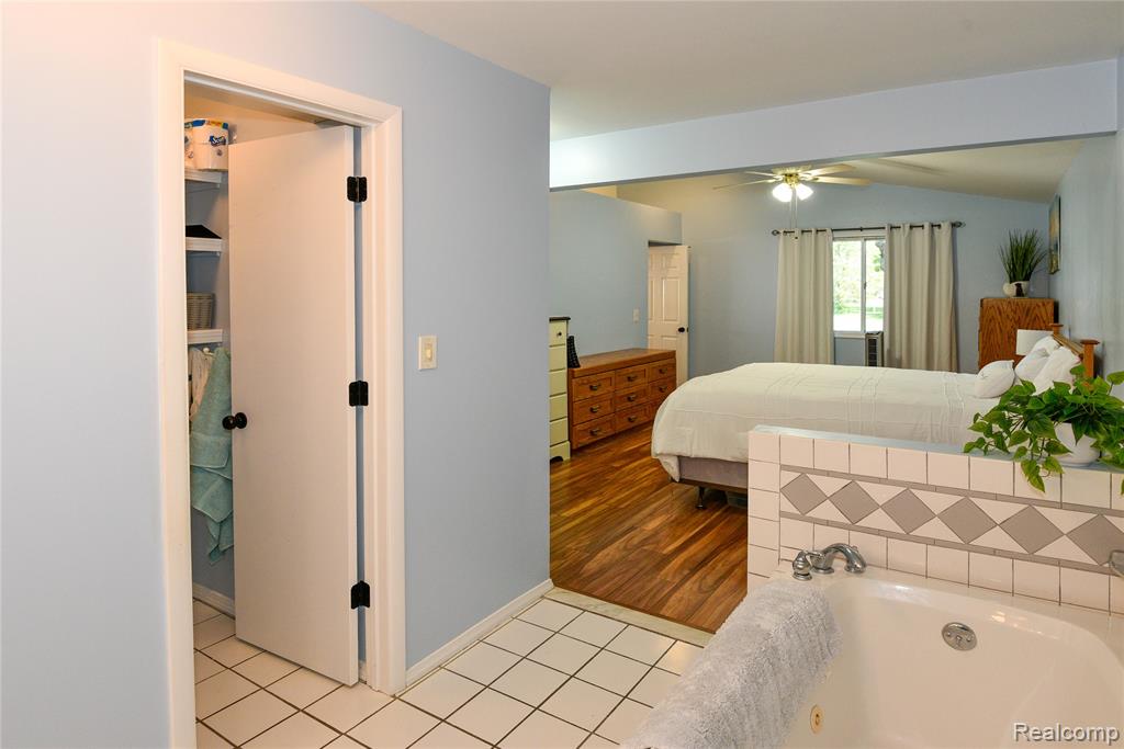47940 Mallard Drive, Chesterfield, MI 48047 — Photo 30